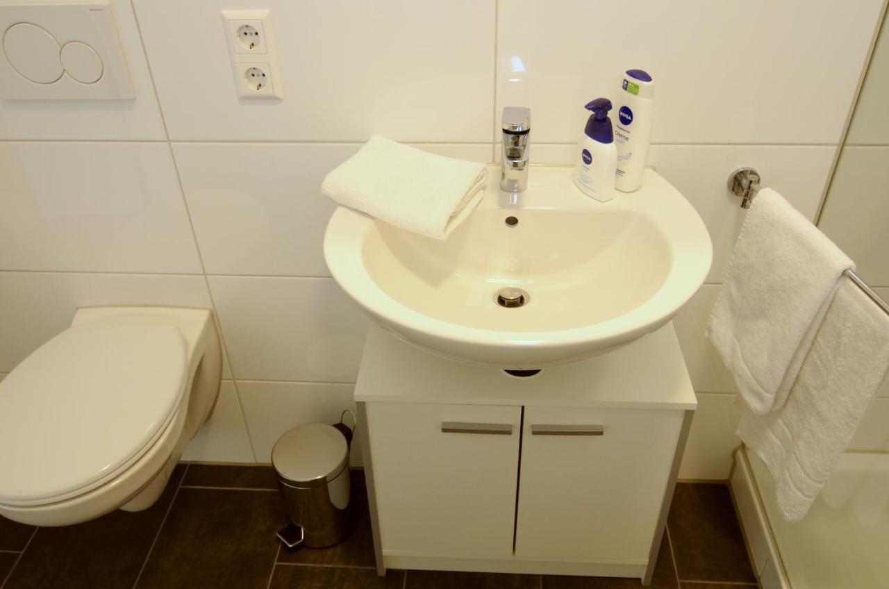 Unique Zentrale Moderne 2 Zimmer Wohnung Nahe Dem Park Villingen-Schwenningen Exterior foto