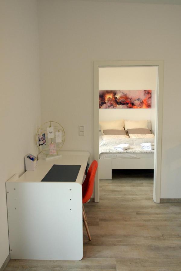 Unique Zentrale Moderne 2 Zimmer Wohnung Nahe Dem Park Villingen-Schwenningen Exterior foto